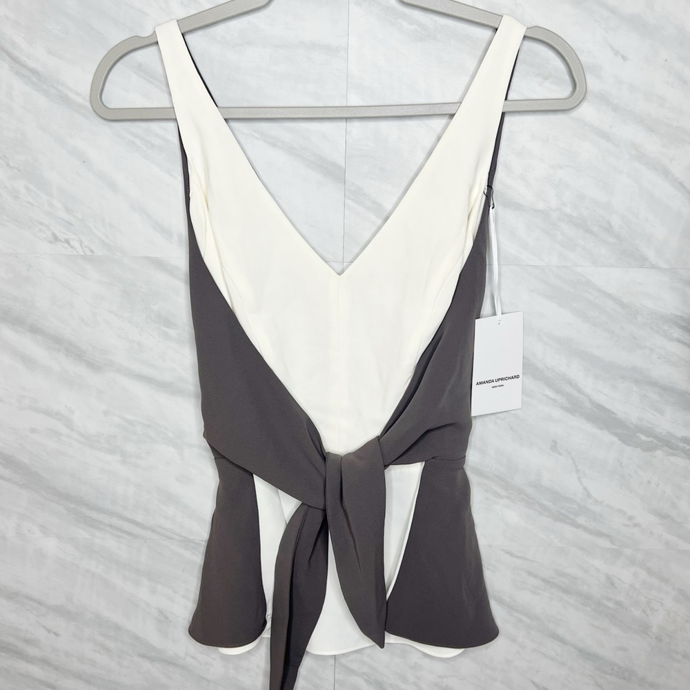 Amanda Uprichard Charter Top Med/Large NWT